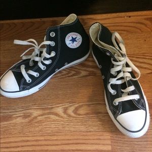 Chuck Taylor High Top Converse, Women's Sz 6