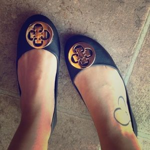 7.5 black classic go to flats