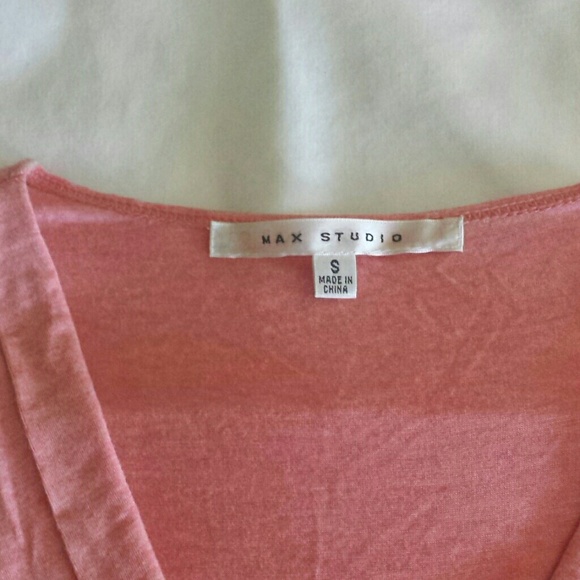Max Studio Peach colored blouse - Picture 3 of 4