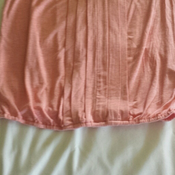 Max Studio Peach colored blouse - Picture 4 of 4