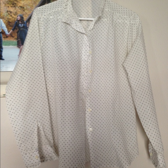 Polka dot button up blouse - Picture 3 of 3