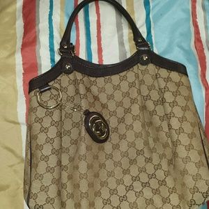 Gucci purse