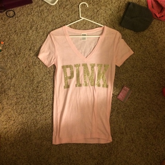 xs light pink pink v/neck