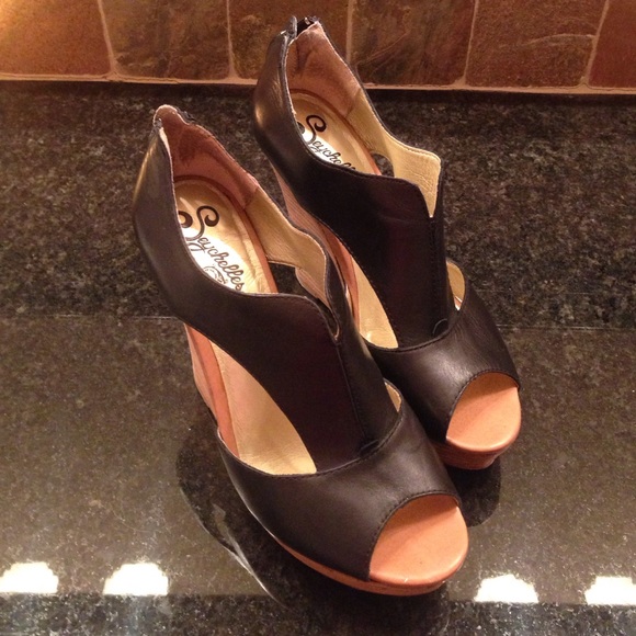 Wedge heels!!