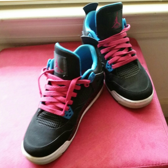 Authentic retro 4's