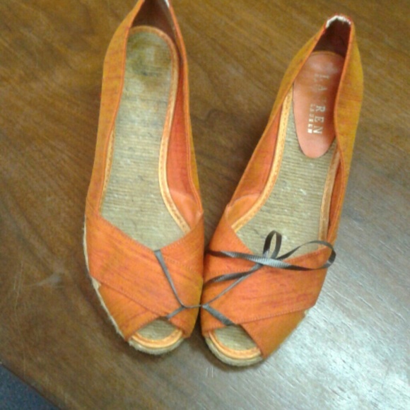 Orange wedges
