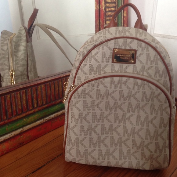SOLD 🚫🚫 Michael Kors backpack 🚫🚫