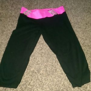 PINK Yoga Victoria Secret Crop Capris