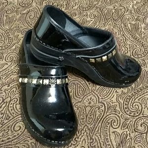 Dansko/sanita clogs