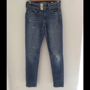 AE Jeans