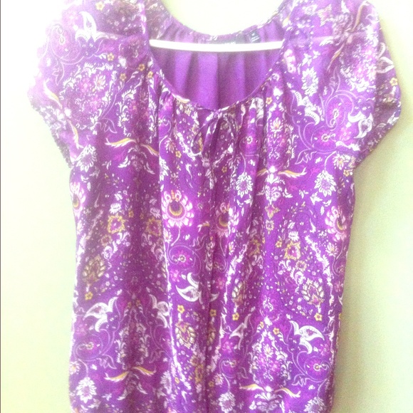 Purple light airy top, elastic bottom worn once.