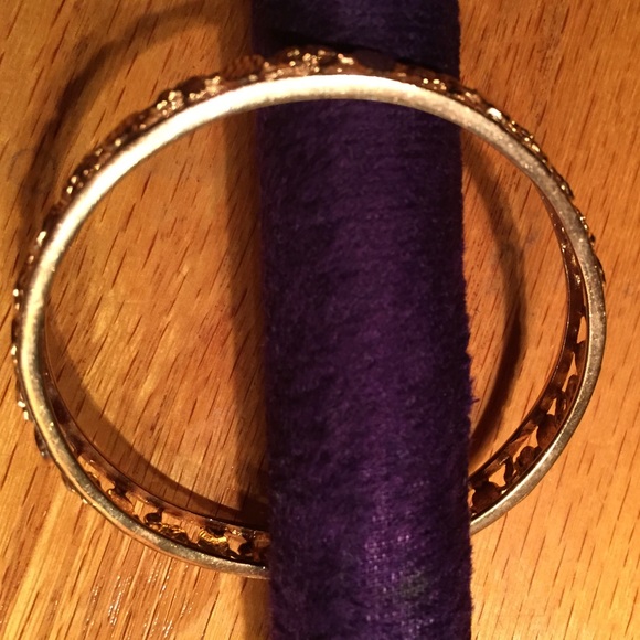 Bracelet Flower Rose Gold Tone - Picture 2 of 4