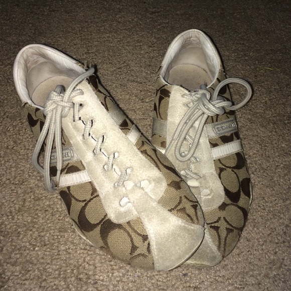 Authentic Coach Logo Sneakers (brown)
