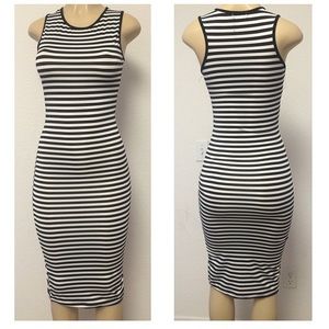 MIDI BLACK AND WHITE STRIPES DRESS