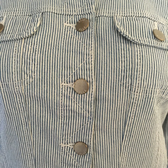 NWT ELLE Blue and White Thin Striped Denim Jacket - Picture 3 of 4