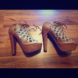 Charlotte Russe Brown Strappy Laced Heel Pump