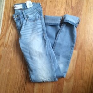 SOLD NWOT Hollister Jeans Studded 0R