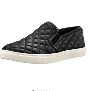 Steve Madden quilted shoes