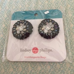 Interchangeable shoe snaps black with gems