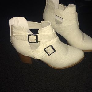 Francesca's booties NEVER WORN