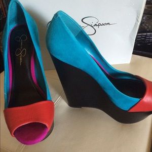 Color block wedges