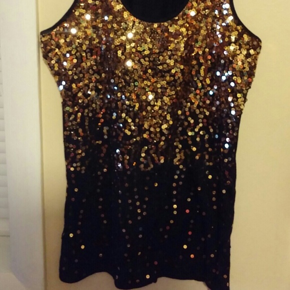 Beautiful bluse - Picture 2 of 2
