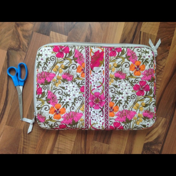 Vera Bradley laptop case!
