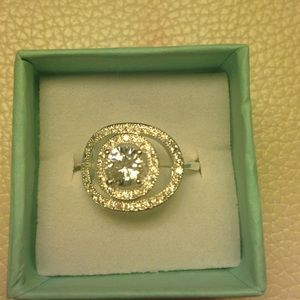925 sterling silver CZ gorgeous ring