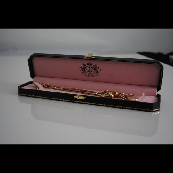 Juicy Couture gold charm bracelet in box - Picture 11 of 11