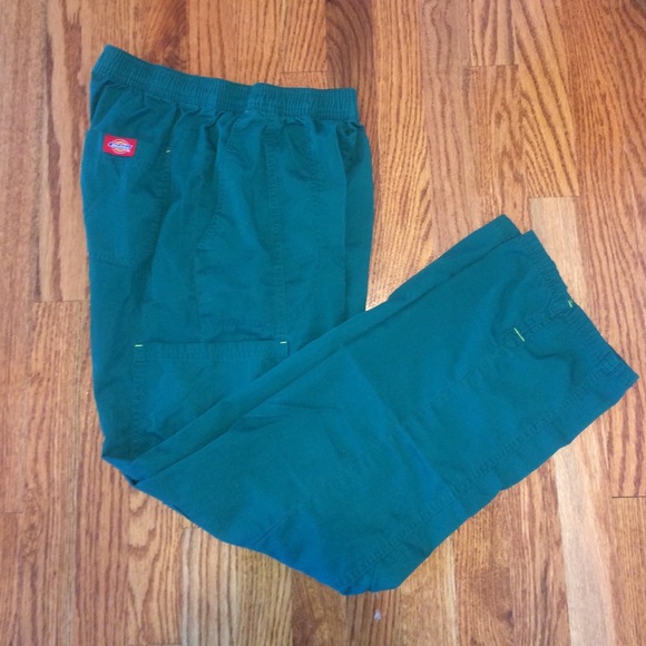 Hunter Green Scrubs Bundle