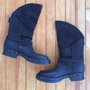 elena iachi leather boots (NEW)