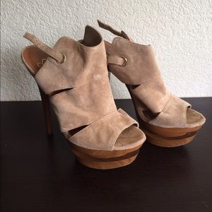 Jessica Simpson Heels