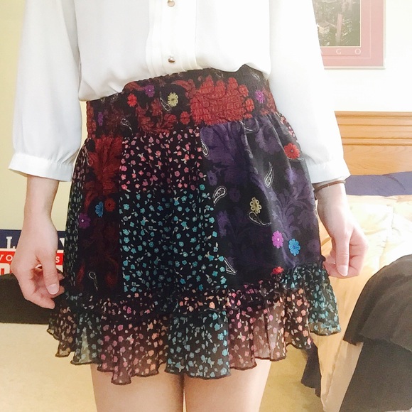 Multi patterned Flower Skirt 💐🌸🌺🌻🌹