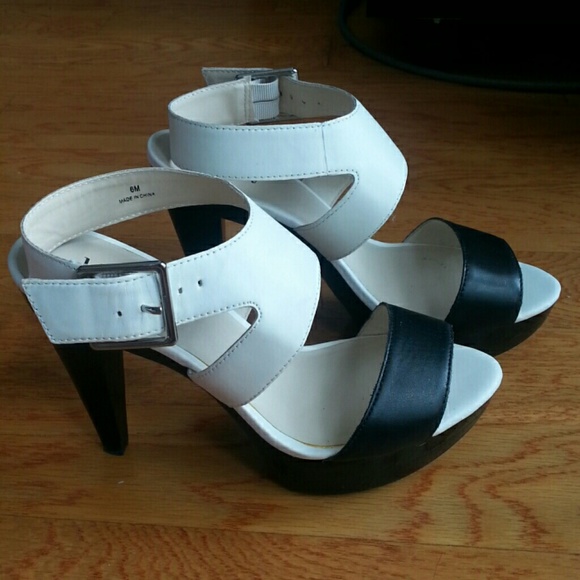 Levity Sandals
