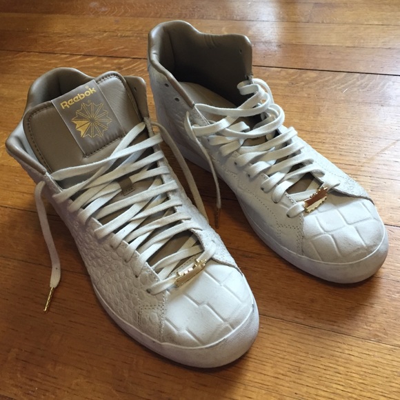 Reebok casual shoes