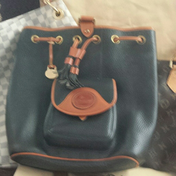 Dooney & Bourke handbag