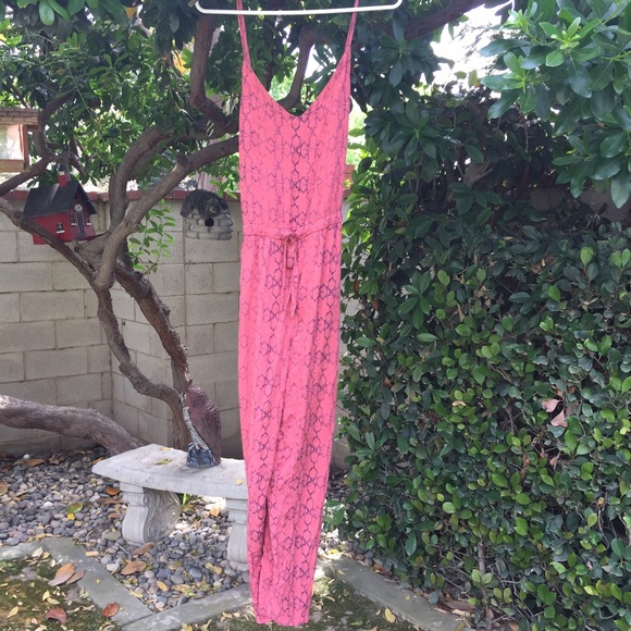 Free People coral jumper