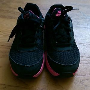 Nike lynarlon. A bit dusty