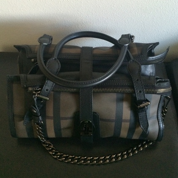 🚫SOLD Burberry Empson Hand Bag - Picture 3 of 4