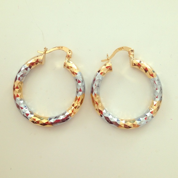 SOLD*2tone diamon cut earring w/18k filled