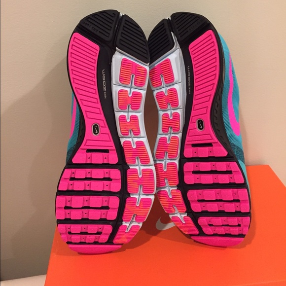 ❌❌SOlD❌❌Women's Nike Structure - Picture 3 of 3