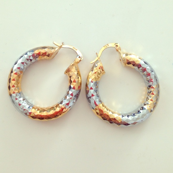 2 Tone diamond cut  thick earring 18k filled