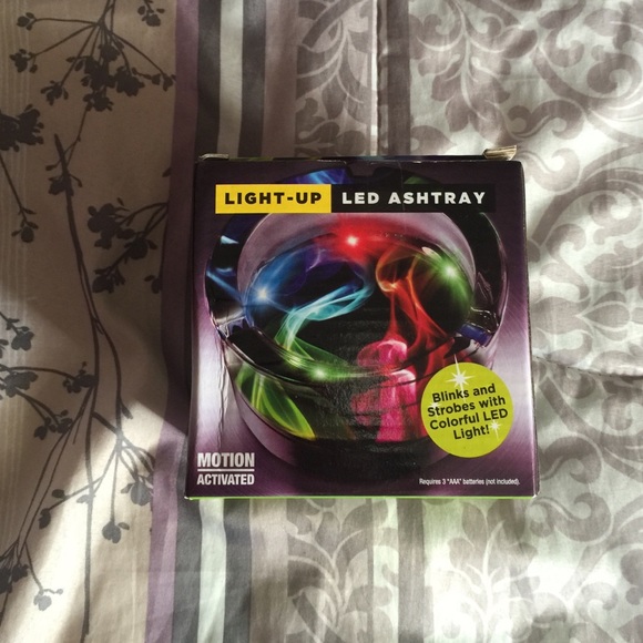 Light up led ashtray