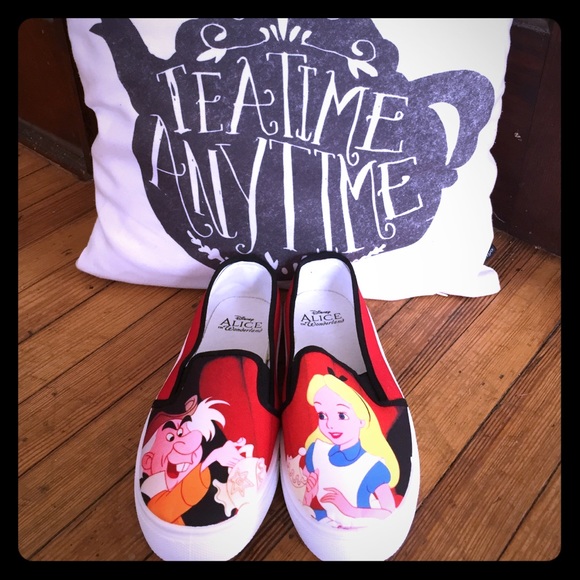 Alice in Wonderland Slip On Shoes