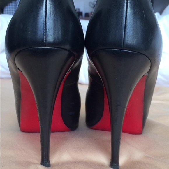 SOLD! Christian Louboutin Very Prive (red tips) - Picture 3 of 4