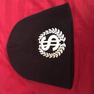 Black beanie