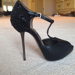 Sam Edelman black studded heals