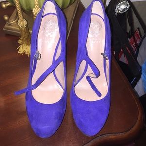 Royal blue suede size 7.5 Vince Camuto heels
