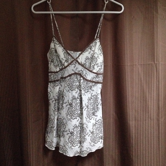 Brown and cream top