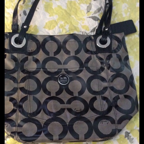 Coach Tote Classic C🎀😍💄